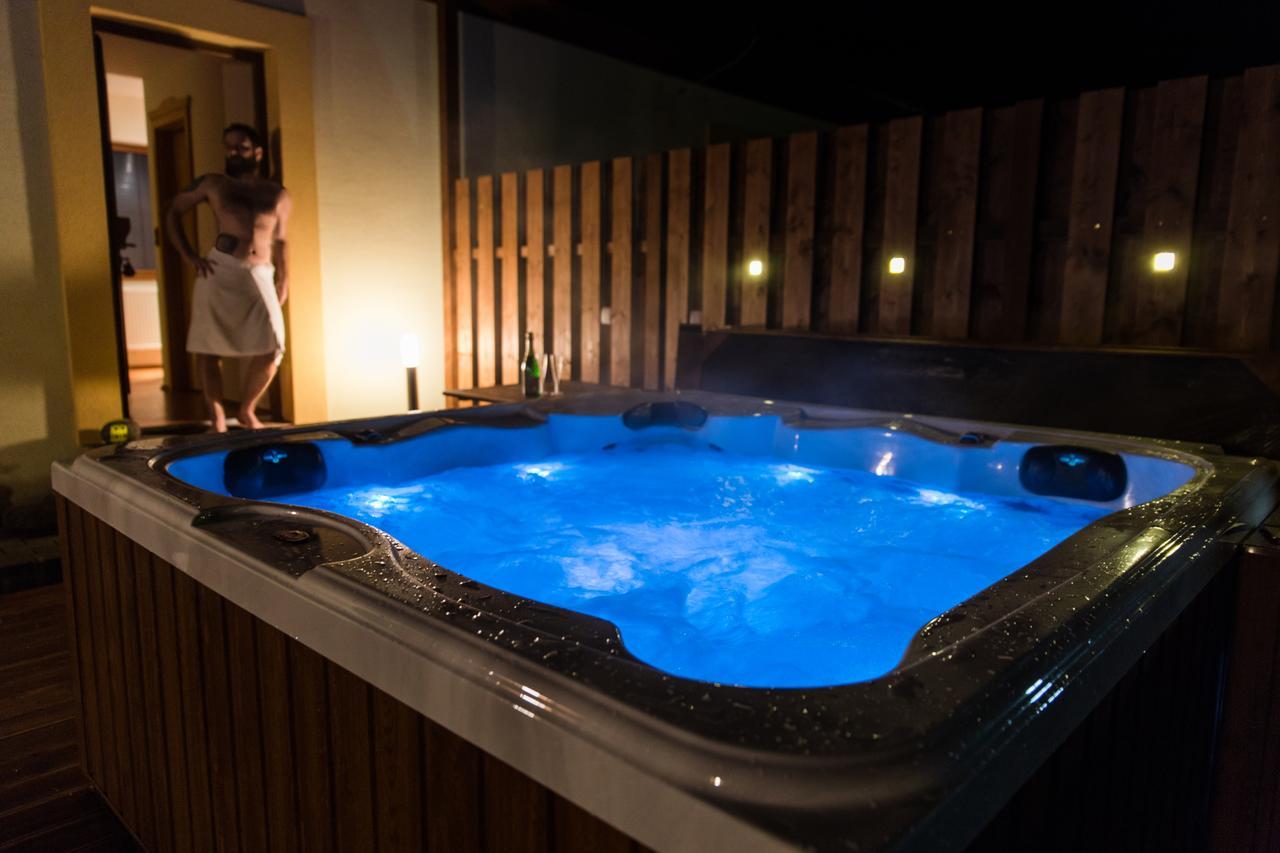 Resort Lesni Lazne Zvánovice 外观 照片